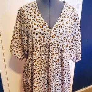 Cheetah print dress w/Pockets!
